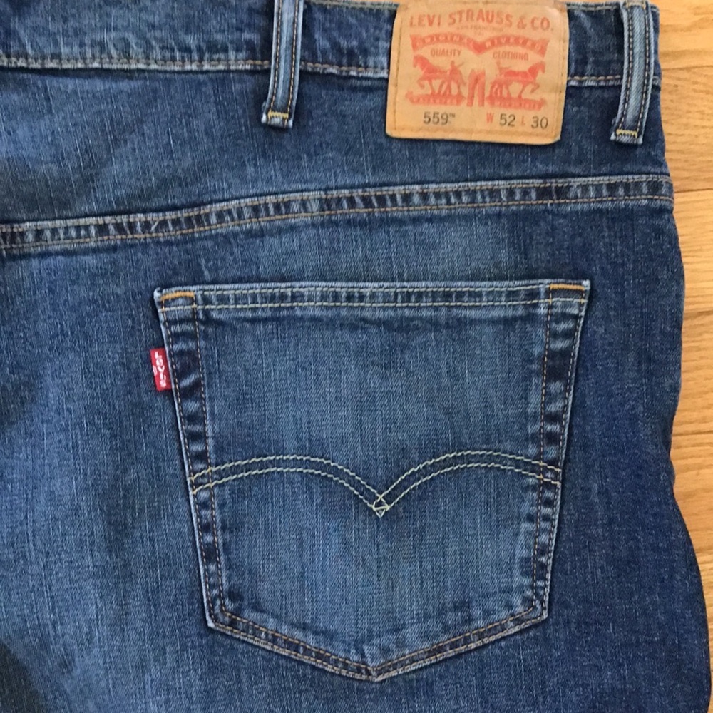 LEVI’S 559 Relaxed Straight Fit Big Mens Jeans 52 x 30 Whiskered
